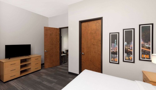 Family Suite, 1 King Bed, Accessible, Non Smoking (Hearing, Mobility Tub w/Grab Bars)