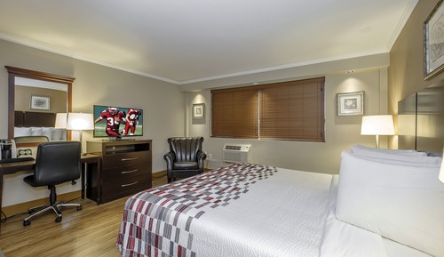 Superior Room, 1 King Bed (Smoke Free)