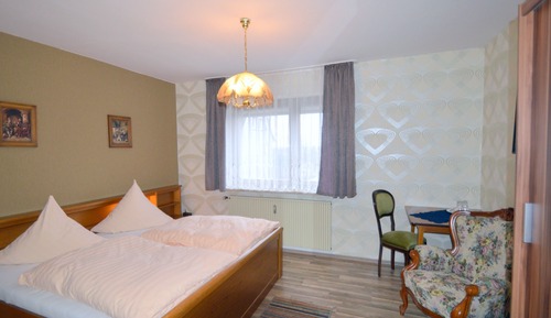 Deluxe Quadruple Room, Private Bathroom