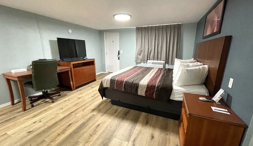 Standard Room, 1 King Bed