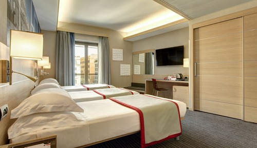 Comfort Triple Room