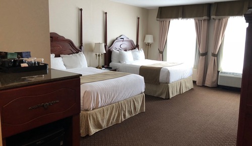 Room, 2 Queen Beds, Non Smoking, City View