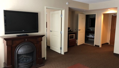 Suite, 1 Queen Bed, Non Smoking