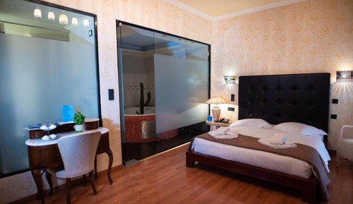 Family Suite, 1 Double Bed with Sofa bed