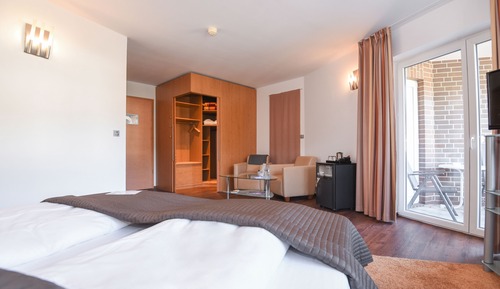 Double Room (Balance)