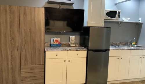 Kitchenette 2 Bed Suite