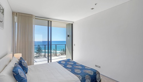 2 Bed Superior Ocean View + Media (Pet Friendly)