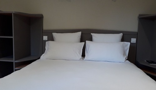 Comfort Room, Terrace