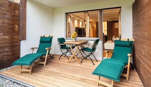 Family Suite, 1 Bedroom, Patio, Garden View