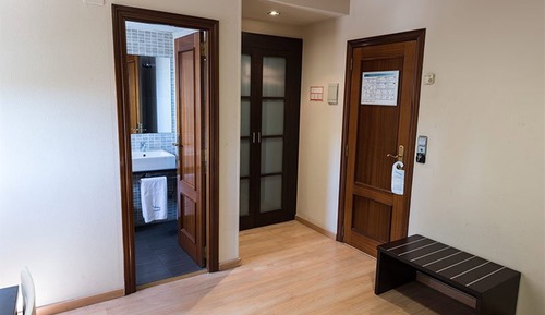 Double Room (with extra bed)