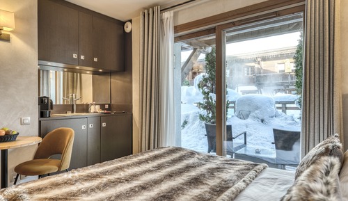 Room, Terrace