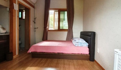 Room (JJil-Le-Kkot)