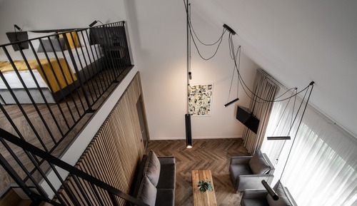 Deluxe Apartment