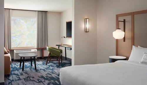 Suite, 1 King Bed, Non Smoking