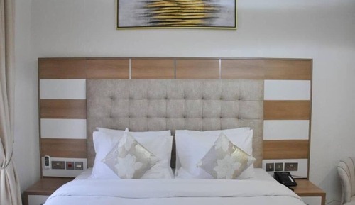 Royal Room