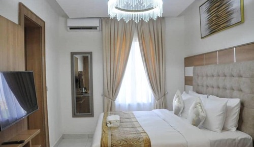 Premier Room