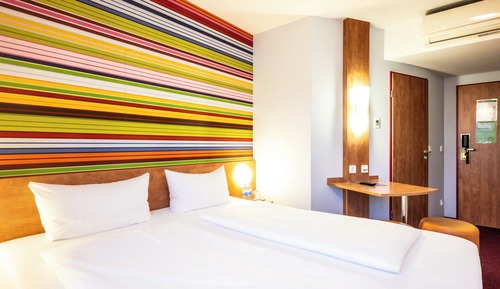 Standard Single Room, Smoking