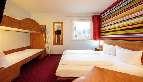 Standard Quadruple Room, Non Smoking