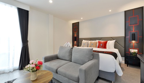 Prestige Room
