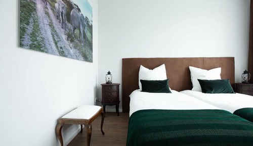 Apartment (Cape Town)