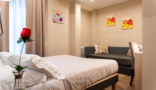 Triple Room
