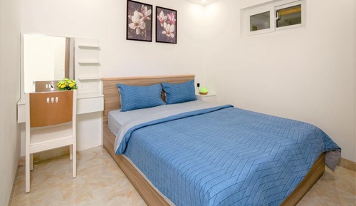 Exclusive Condo (3704)