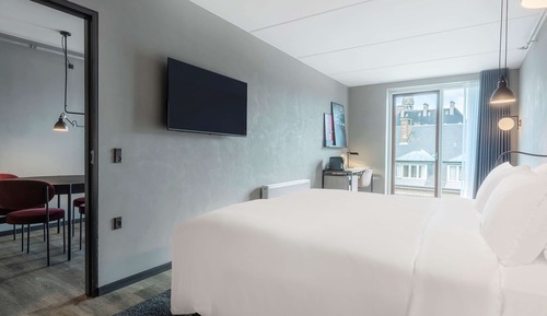 Suite, Terrace