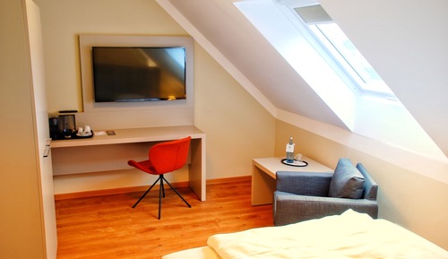 Standard Single Room