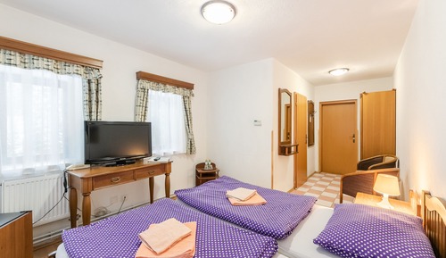 Classic Double or Twin Room