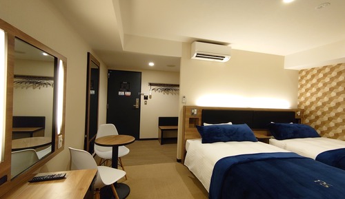 Premium Twin Room, 2 Wide Beds, Smoking