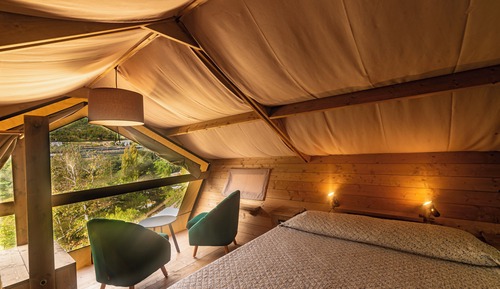 Deluxe Tent