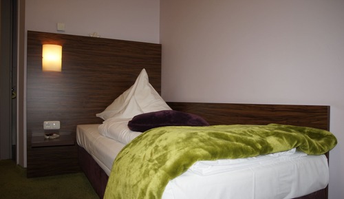 Standard Single Room