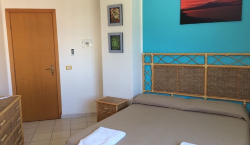 Standard Double Room, Sea View (Camera n.4)