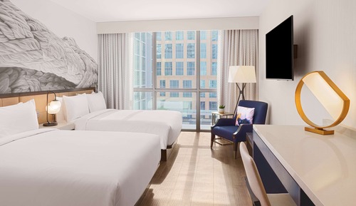 Room, 2 Queen Beds (Skyline View)