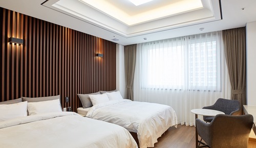Family Twin Room