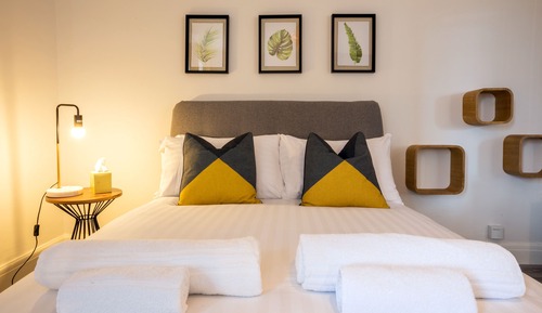 Executive Studio, Private Bathroom (Flat3B Fulwood Heights)