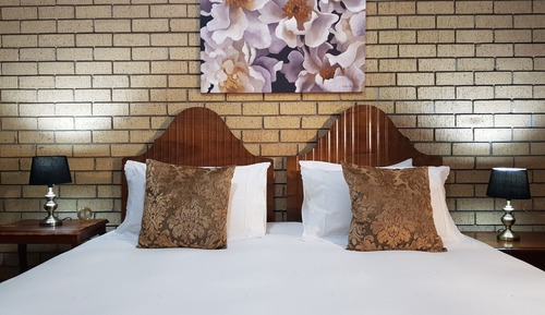 Exclusive Double or Twin Room