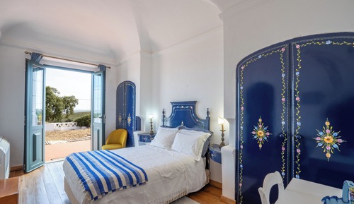 Signature Room