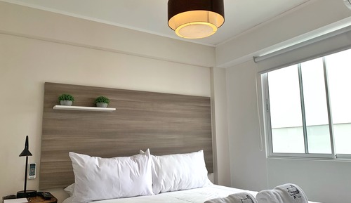 Apartment (520)
