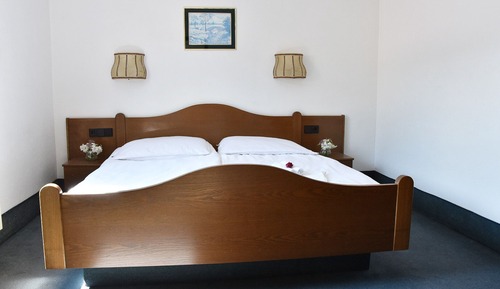 Economy Double Room