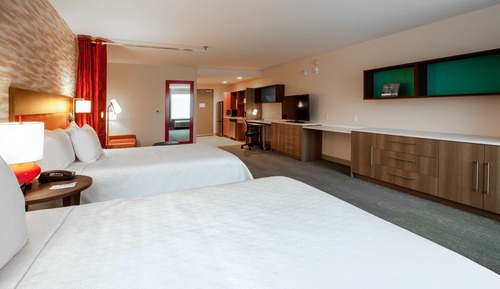 Studio, 2 Queen Beds, Accessible, Non Smoking (Hearing)