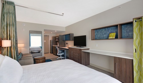 Studio, 1 King Bed, Accessible (Hearing)
