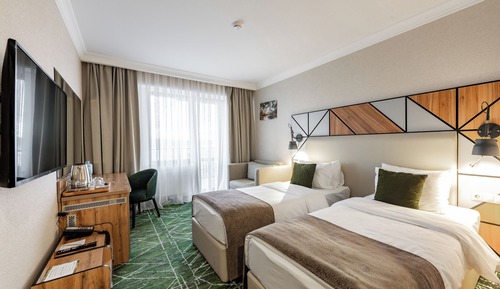 Room, 2 Twin Beds, Non Smoking (Street View)
