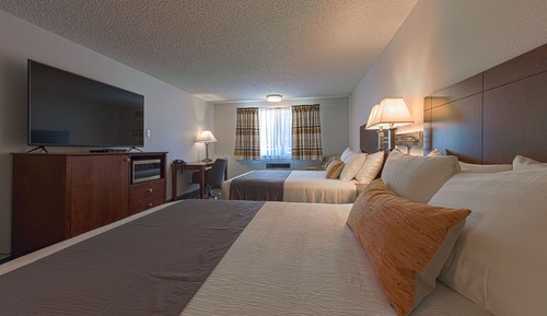 Standard Room, 2 Queen Beds (Double Queen Room)