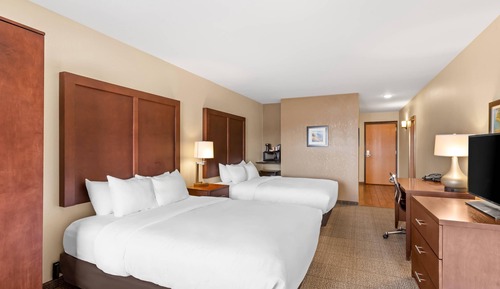 Room, 2 Queen Beds, Accessible, Lake View (Roll-In Shower)