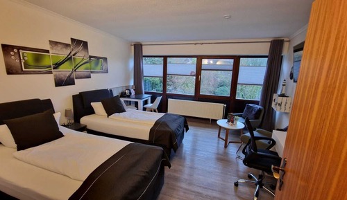 Comfort Twin Room