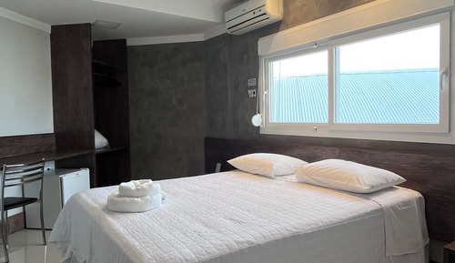 Deluxe Double Room, 1 Queen Bed, Non Smoking, City View