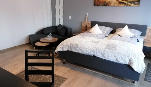 Deluxe Double Room, Private Bathroom, Garden View