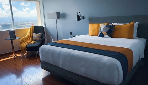 Deluxe Studio Suite