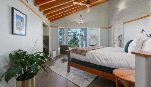 Premier Room